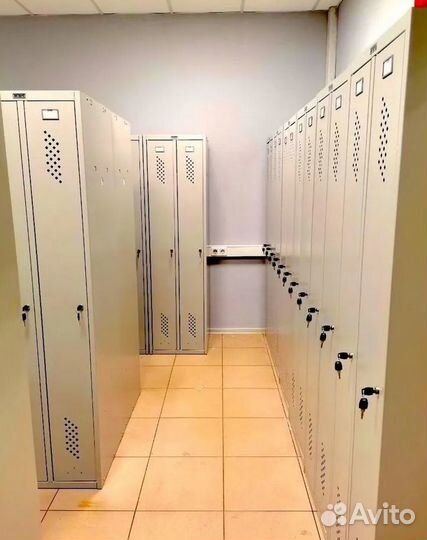 Шкаф металлический для одежды