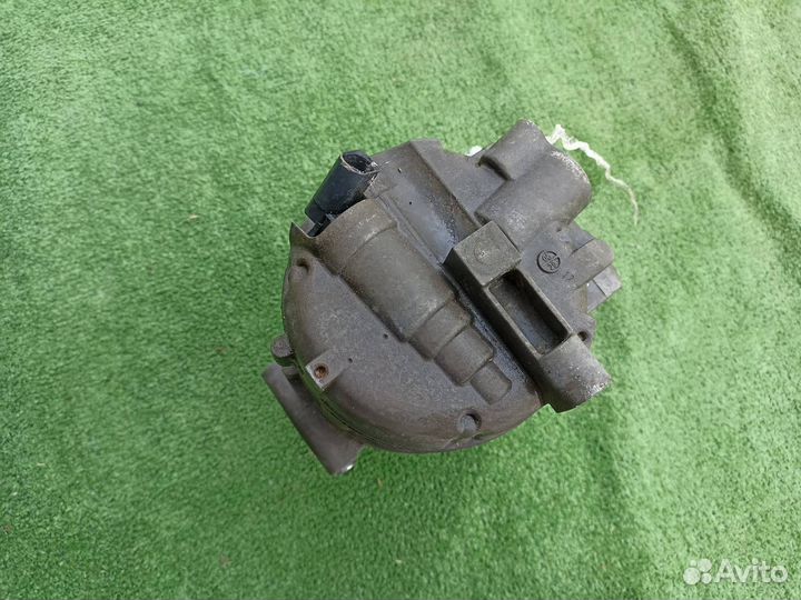 Компрессор кондиционера Volkswagen Jetta седан 1.6