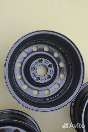 Диски Штампованные R-15 5x114.3 dia64.1 под Honda