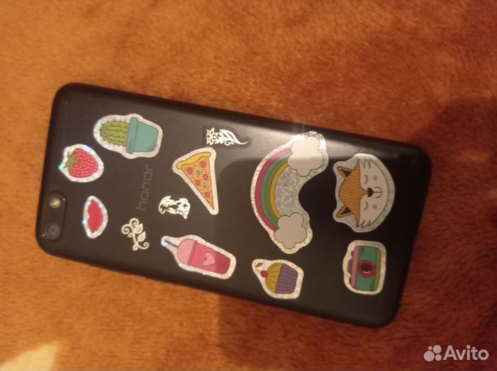 Телефон honor 7а