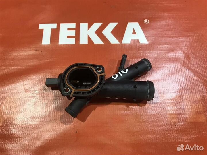 Фланец системы охлаждения Фольксваген Кадди caddy