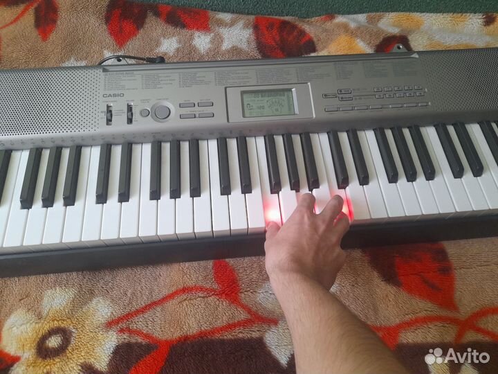 Синтезатор casio