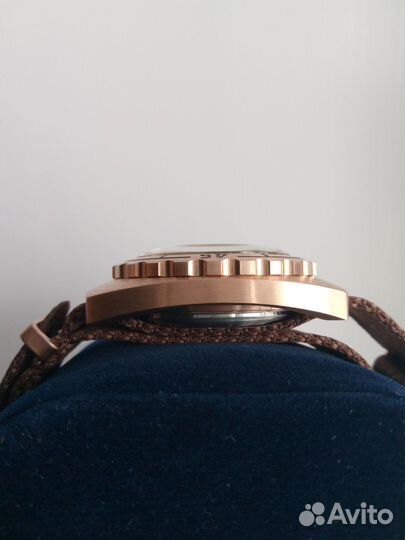 Часы Восток бронза бочка 1967 шоколад