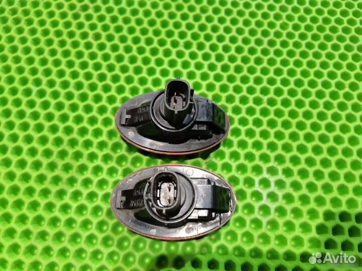 Повторители поворотов передние Subaru Impreza Wrx