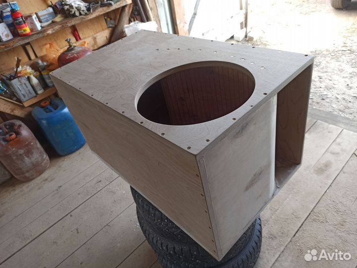 Короб под сабвуфер