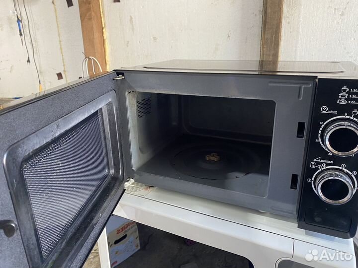 Микроволновая печь Willmark