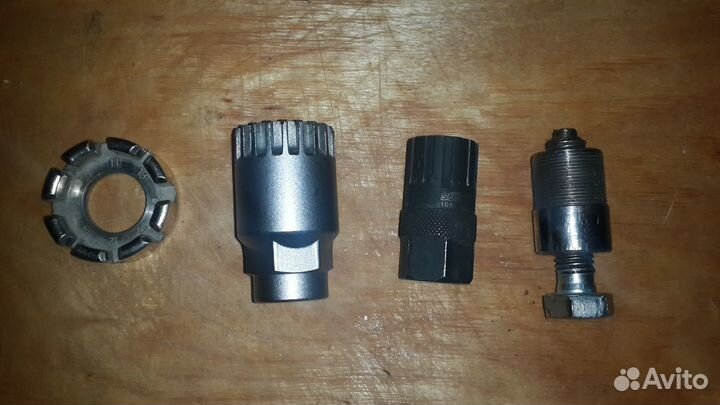 Ключ съемник каретки звезд педалей спиц велосипеда