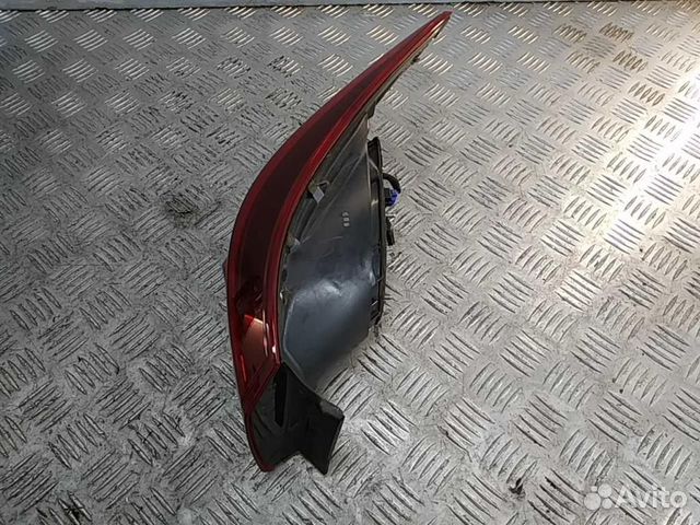 Фонарь задний наружный левый Mazda Mazda3