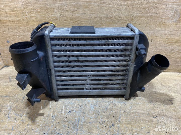 Интеркулер Audi A4 B7 2,5 Арт. 128468