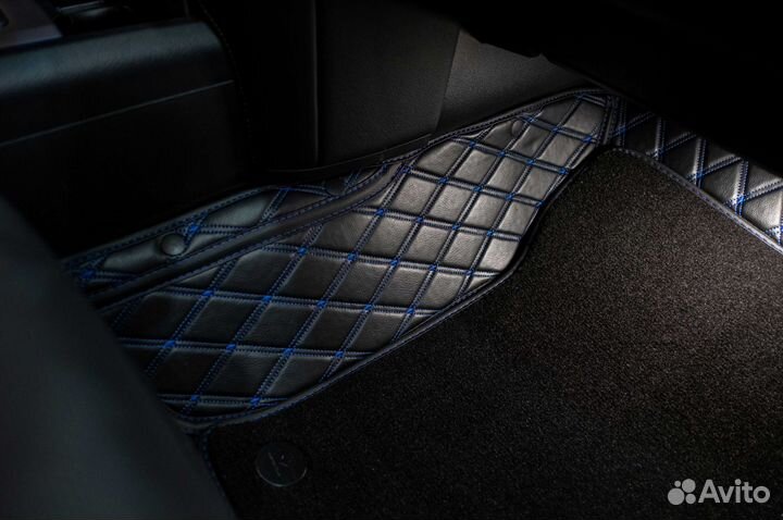 Коврик в багажник на Toyota prado