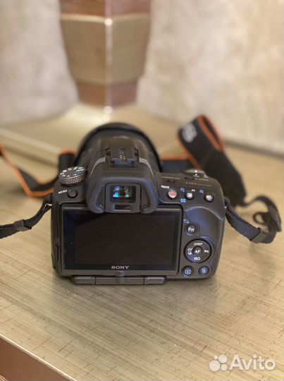 Новый Зеркальный фотоаппарат sony slt-a55v
