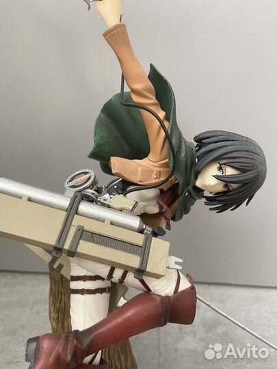 Фигурка аниме, атака титанов