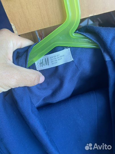 Костюм (брюки+жилетка+пиджак) на7-8лет HM