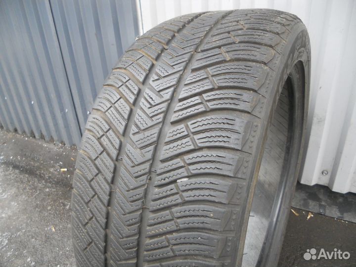 Michelin Pilot Alpin PA4 255/45 R19 104V