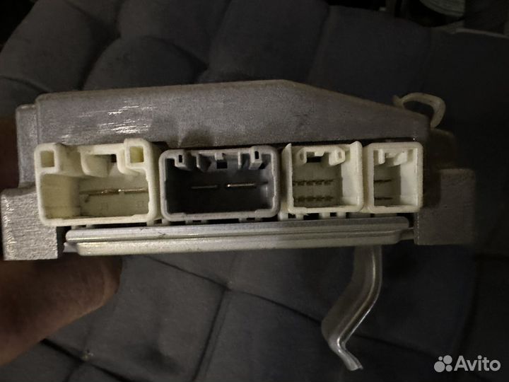 Блок управления эур Toyota Corolla e120