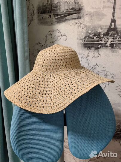 Шляпа с широкими полями