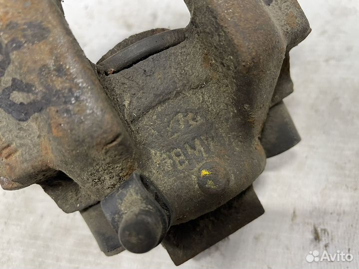 Задние суппорта Bmw E34