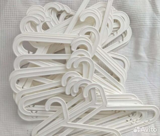 Вешалки плечики багис IKEA в наличии 200 шт