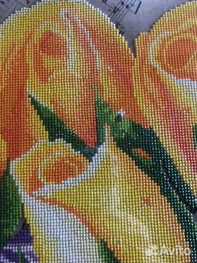 Картина ручной работы бисером «Тюльпаны»