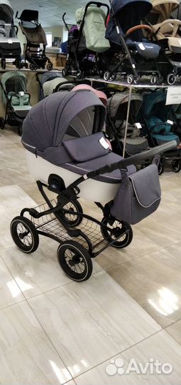 Коляска Tutis Zippy Classic 2 в 1