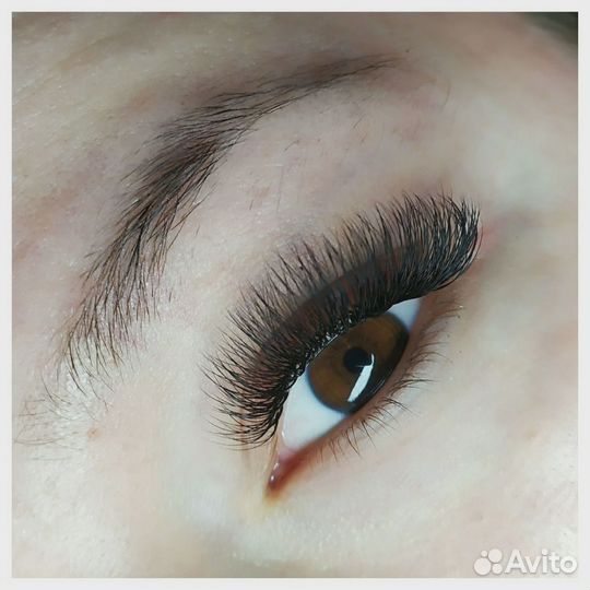 Наращивание ресниц, оформление бровей