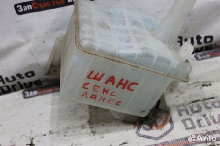 Chevrolet Lanos 1.5 8кл Бачок омывателя