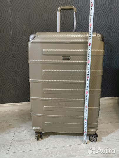 Чемодан Hush Puppies