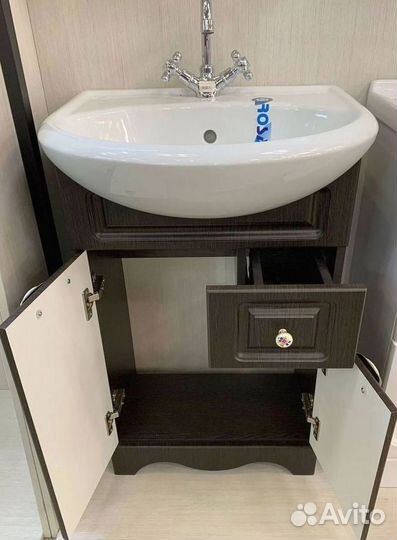Тумба для ванной c раковиной