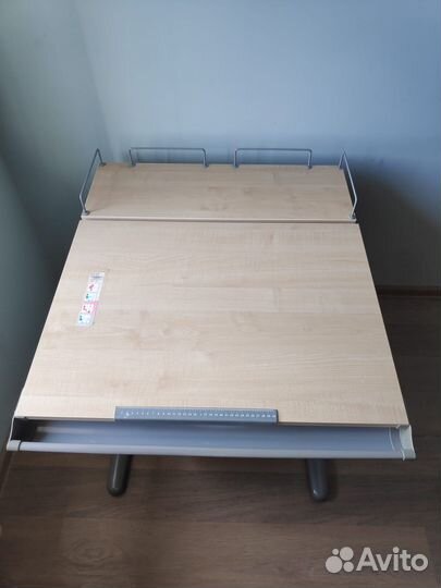 Растущая парта Деми и стул