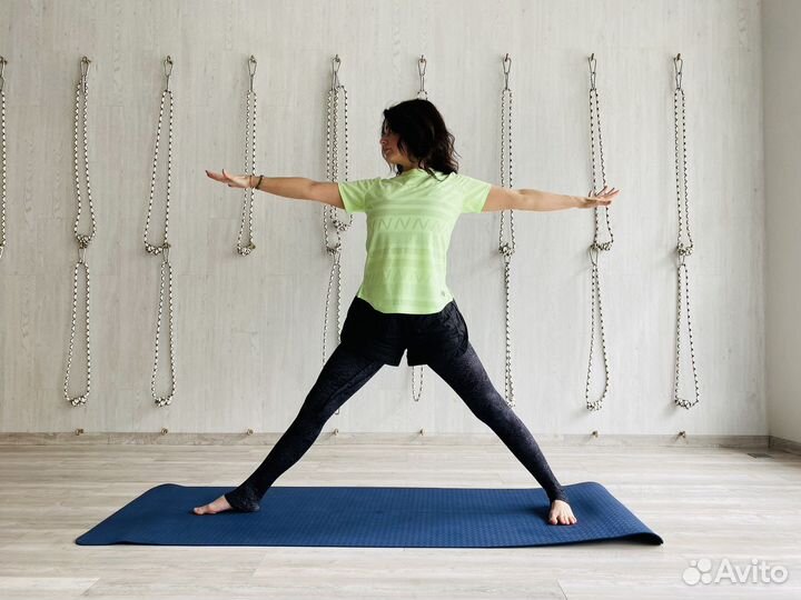 Йога. Инструктор по Айенгар и Хатха йоге