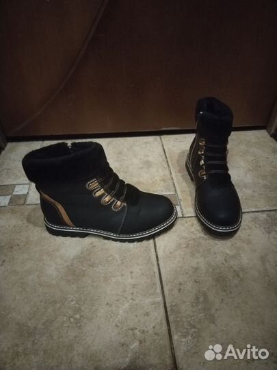 Полусапожки новые женские еврозима 39 размер