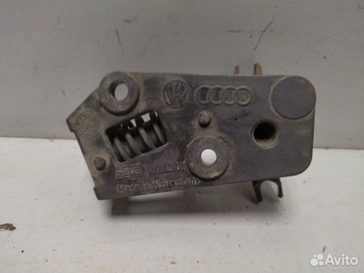 Регулятор прогрева Volkswagen Transporter T4