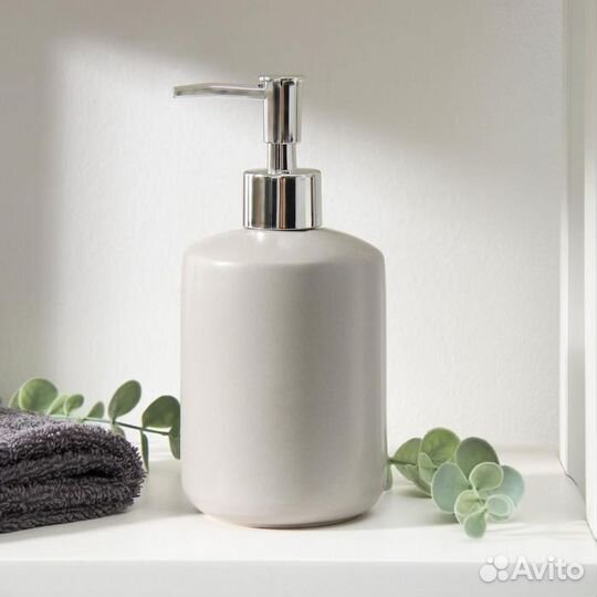 Дозатор для жидкого мыла «Тотем», 330 мл, цвет сер