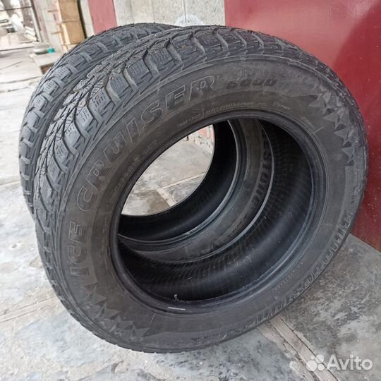 Bridgestone Ice Cruiser 5000 205/65 R16