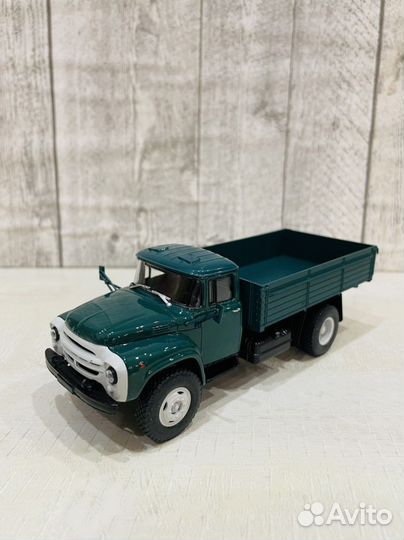 Модель автомибиля Зил-130