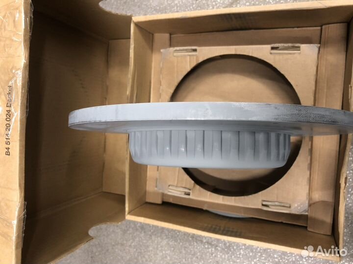 Диски тормозные на Mercedes W205 a0004230512