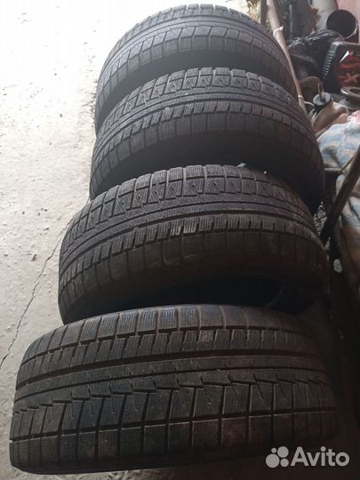 Bridgestone Blizzak RFT 225/55 R17