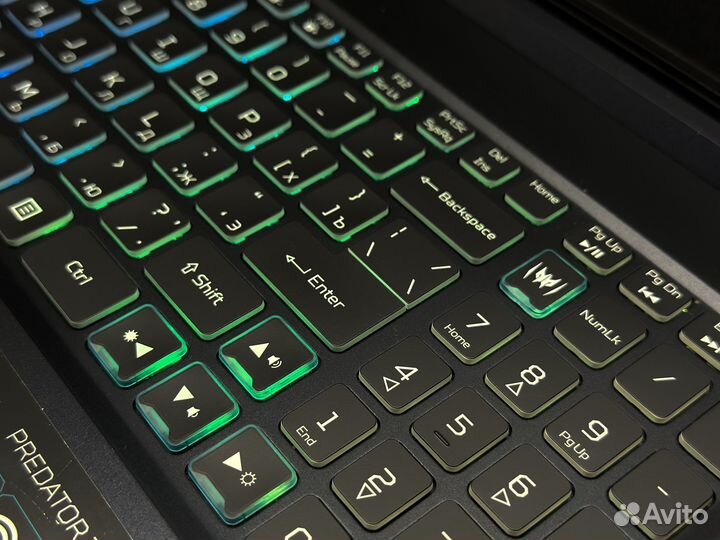 Acer Predator Triton 300 Intel I5/16GB/GTX 1650