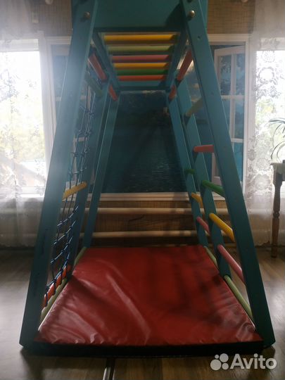 Детский спортивный комплекс