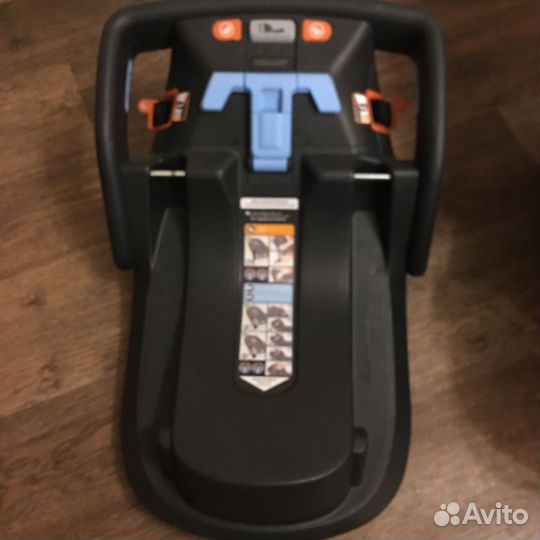 Автолюлька с базой для грудничков uppababy Mesa