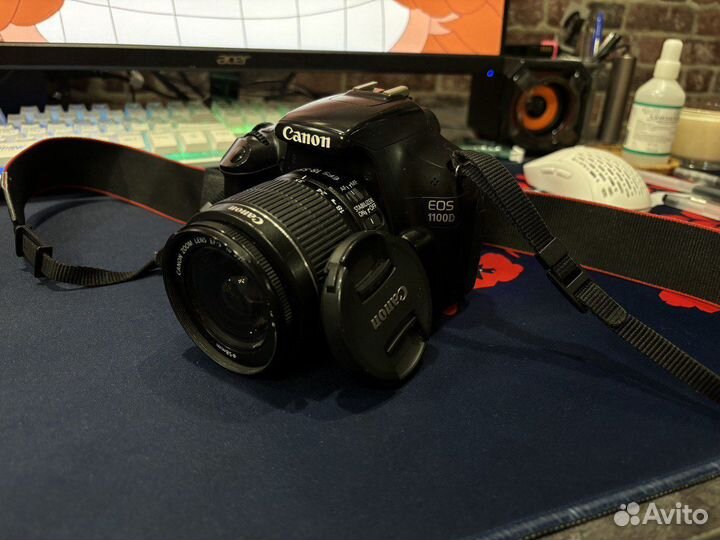 Canon eos 1100d