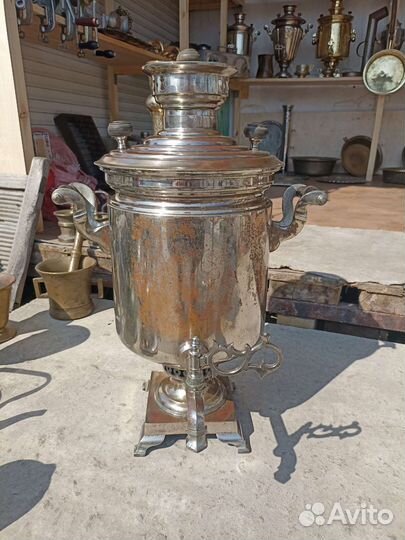 Самовар на дровах старинный.ведерный