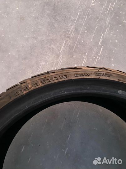 Triangle PS01 215/35 R19 85W