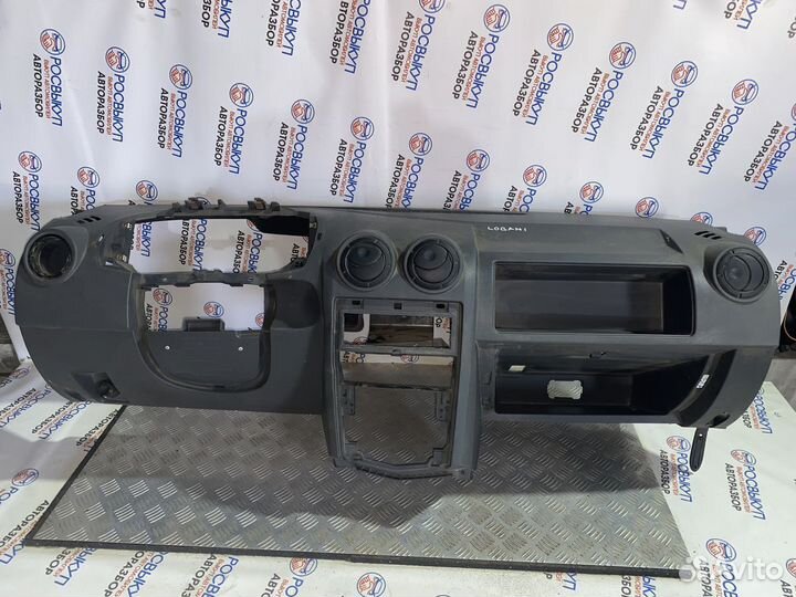 Торпедо Renault Logan 1