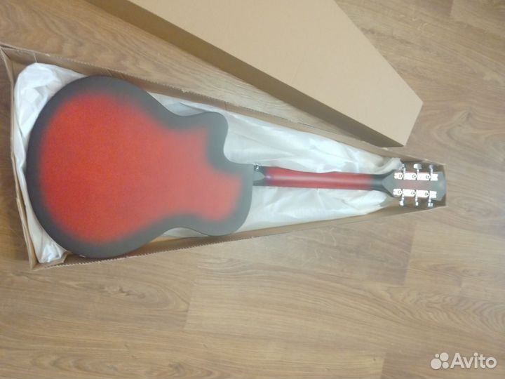 Акустическая гитара belucci