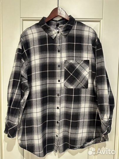 Рубашка в клетку женская HM