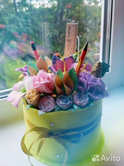 Цветы ручной работы на 1 сентября