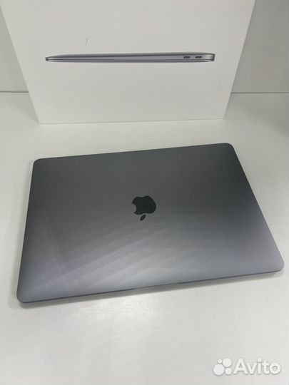 Apple macbook air 13 8/256gb
