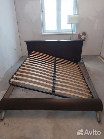 Кровать двухспальная