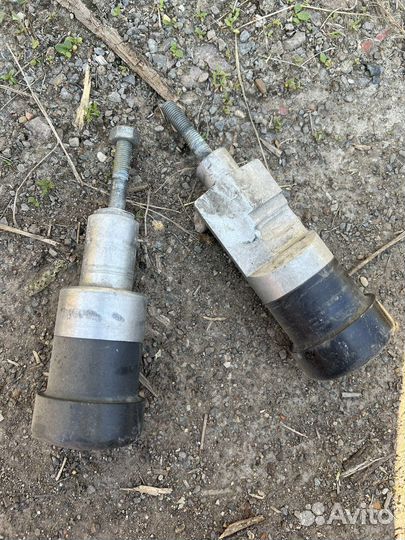 Слайдеры для мотоцикла